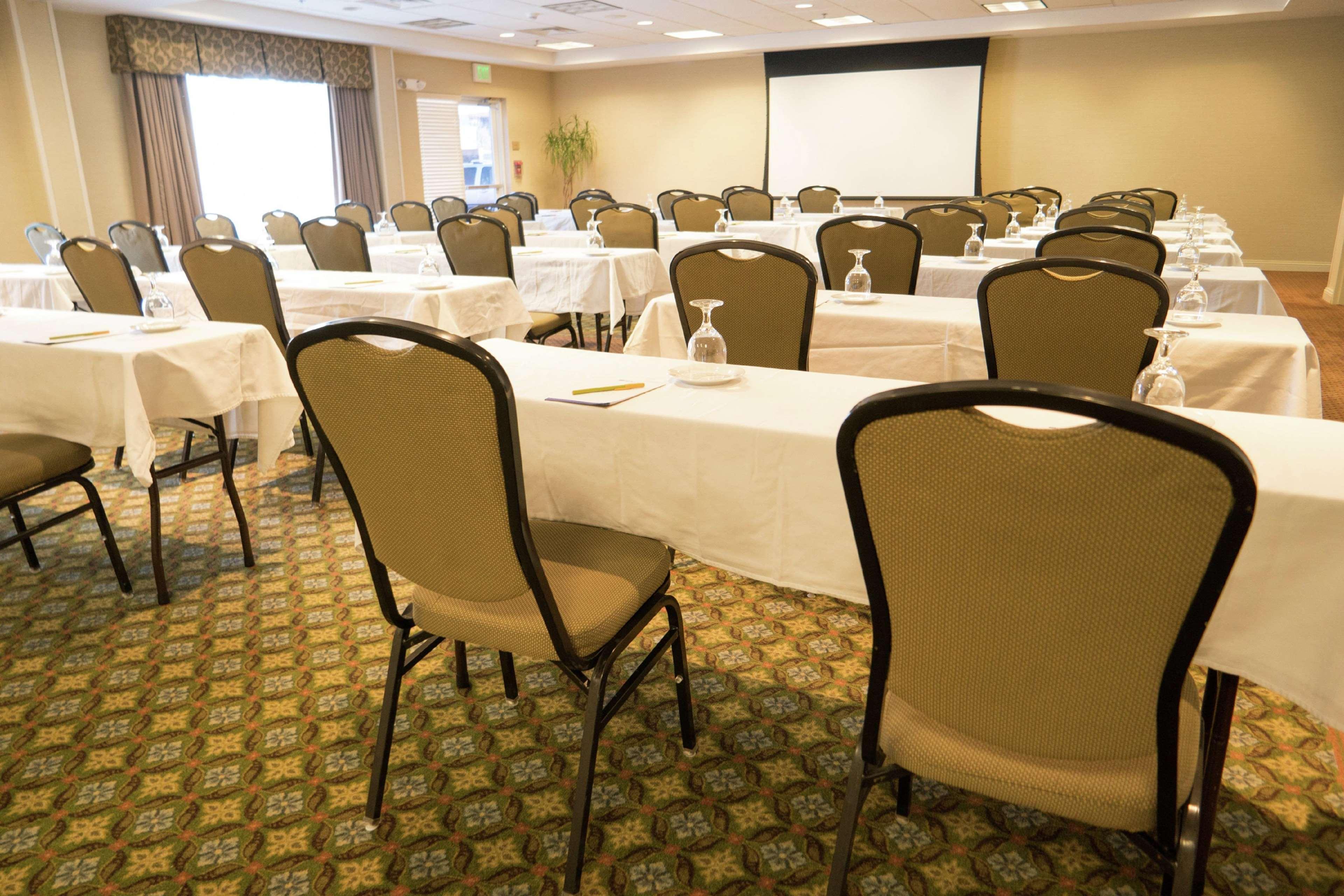 Hilton Garden Inn Oklahoma City North Quail Springs Exterior photo