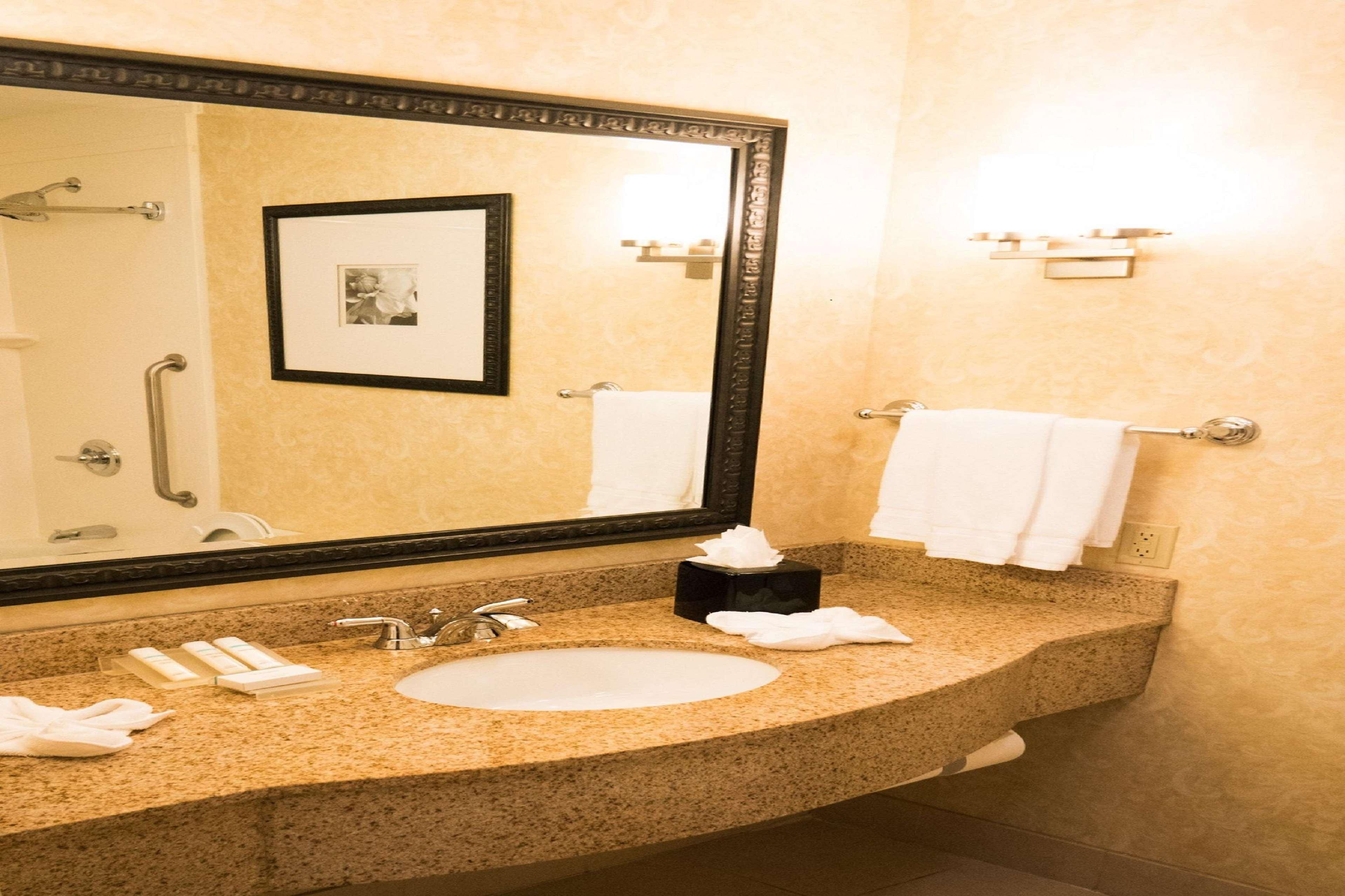 Hilton Garden Inn Oklahoma City North Quail Springs Exterior photo