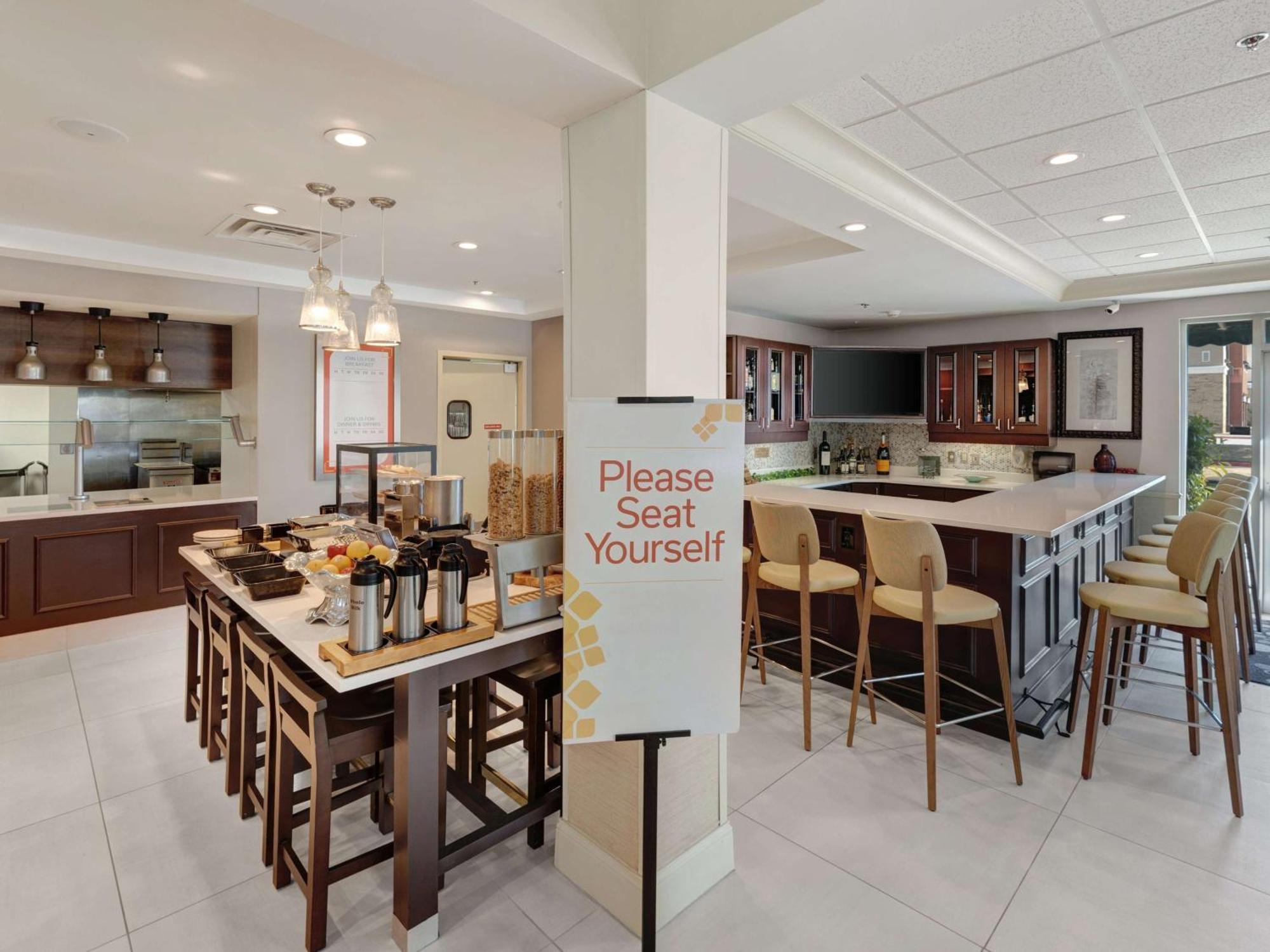 Hilton Garden Inn Oklahoma City North Quail Springs Exterior photo